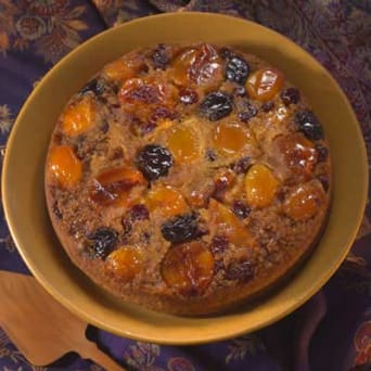 Image of Upside-down Cake With Poached Dried Fruits, Kitchen Daily