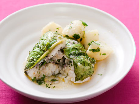Herbed Fish Wrapped in Lettuce