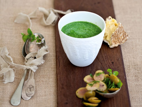 Image of Baby Spinach Soup Topped With Chunky Green Olives And Oregano, Kitchen Daily