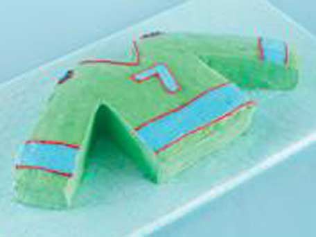 Image of Sports Jersey Cake, Kitchen Daily