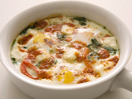 Moroccan Baked Eggs with Red Peppers & Spinach