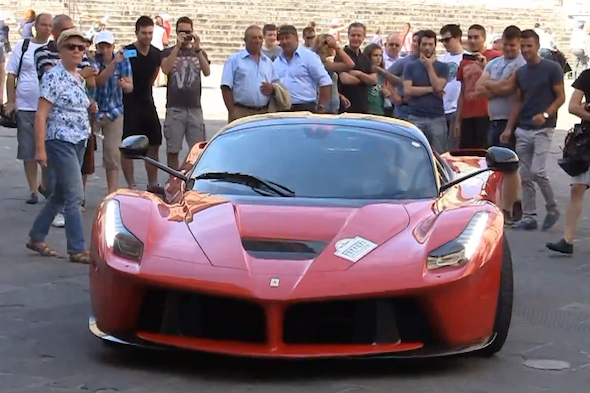 Video: LaFerraris assemble in Rome