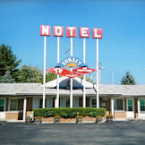 Sunset Motel - Lake Bluff, Illinois - 