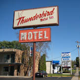 Thunderbird Motor Inn - Baraboo, Wisconsin - 