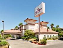 Hawthorn Inn & Suites - Henderson, Nevada - 