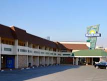 Days Inn - Arlington, Virginia - 