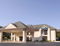 Days Inn - Sanford, North Carolina - 