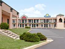 Days Inn - Benson, North Carolina - 