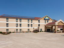 Days Inn - Jefferson City, Missouri - 