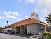 Days Inn Cleveland Airport South - Middleburg Heights, Ohio - 