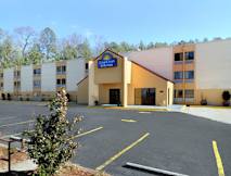 Days Inn & Suites Atlanta Six Flags - Atlanta, Georgia - 