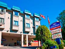 Howard Johnson Hotel - Victoria, Canada - 