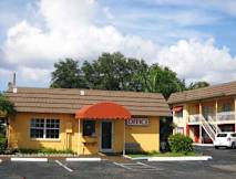 Knights Inn - Sarasota, Florida - 