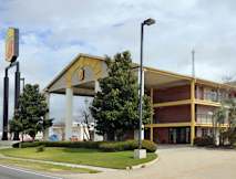 Super 8 Metairie - Metairie, Louisiana - 