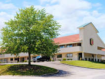 Super 8 Strongsville - Strongsville, Ohio - 