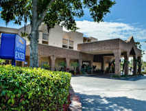 Baymont Inn & Suites Tampa - Tampa/St. Petersburg, Florida - 