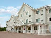 Travelodge Suites Moncton - Moncton, Canada - 