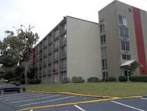 Days Inn & Suites Smyrna - Smyrna, Georgia - 