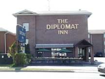The Diplomat Inn - Niagara Falls ONT, Canada - 