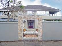 Lorraines On Lincoln Guest House - Bellville, South Africa - Exterior