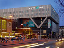 Motel One Wien-Westbahnhof - Vienna, Austria - 