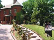 Sunnyledge - Pittsburgh, Pennsylvania - 