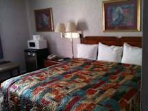 Budgetel Inn & Suites Glen Ellyn - Glen Ellyn, Illinois - 
