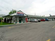 Waldorf Motel - Niagara Falls ONT, Canada - 