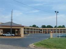 Colonial Inn & Suites - Memphis, Tennessee - 