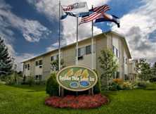 Twin Lakes Inn - Boulder, Colorado - 