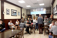 Lily’s Cafe & Pastries