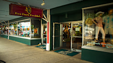 Fast Buck Freddie's
