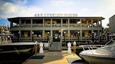 A & B Lobster House