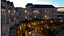 Kemah Boardwalk Hotel