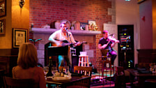 Raglan Road Irish Pub