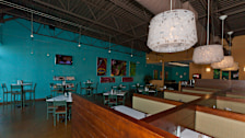 Green Dog Café