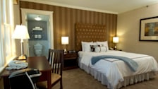 Capitol Plaza Hotel & Conference Center