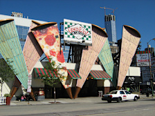 Gino's East Pizzeria