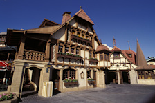 Pinocchio Village Haus