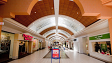 Fashion Outlets of Niagara Falls USA