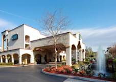 Quality Inn & Suites - Jacksonville, Florida - 