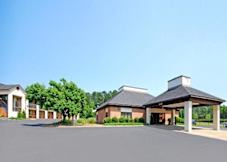 Quality Inn - Sanford, North Carolina - 