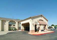 Quality Inn & Suites - Albuquerque, New Mexico - 