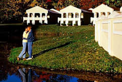 Paradise Stream Resort - Mount Pocono, Pennsylvania - Lake