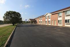 Americas Best Value Inn - Bellevue, Nebraska - 