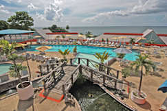 Le Grand Courlan Spa Resort - Black Rock, Trinidad and Tobago - Pool Ramp