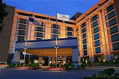 Crowne Plaza Hotel Philadelphia West - Philadelphia, Pennsylvania - 