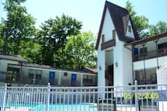 Grand Prix Motel Gatlinburg - Gatlinburg, Tennessee - 