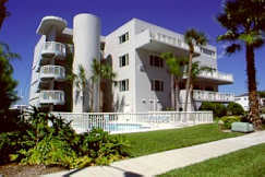 Chart House Suites - Clearwater Beach, Florida - 