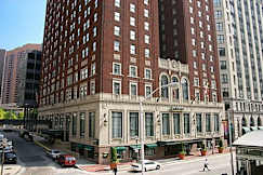 Radisson Plaza Hotel Lord Baltimore - Baltimore, Maryland - Entrance